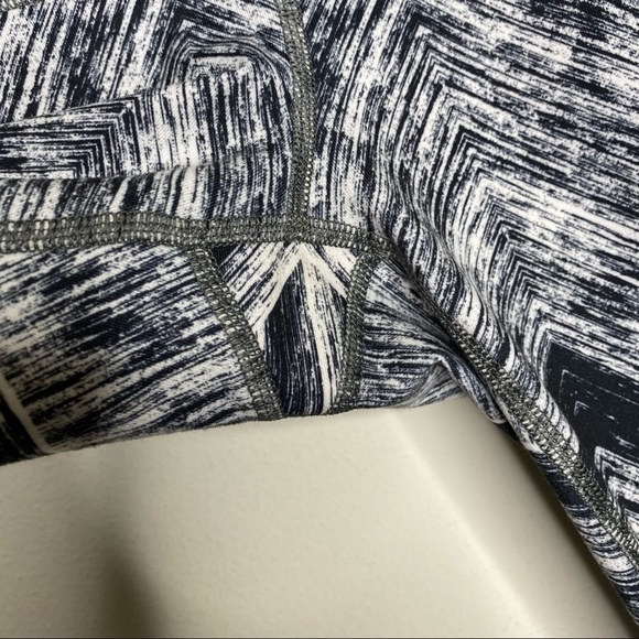 Lululemon Wunder Under Pant *Full-On Luon (Roll Down) Heat Wave White Black - Picture 3 of 9